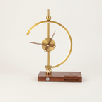 Edison Retro Clock Table Lamp with Wireless Charging